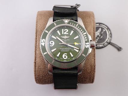 Replica Breitling Superocean Automatic 44 TF Factory SS Green Dial Swiss 2824