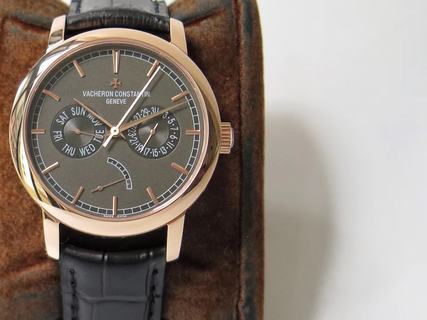 Replica Vacheron Constantin Traditionnelle Day-Date 85290/000R-B405 AI Factory1:1 Best Edition, Day-Date, Power Reserve, Rose Gold, Black Dial, Black Leather Strap, SWISS Vacheron Constantin 2475SC Automatic Movement