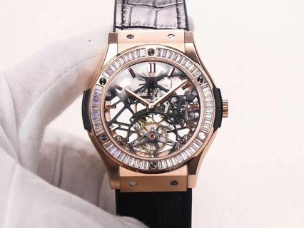 Replica Hublot Classic Fusion Tourbillon Diamonds Rose gold JB Factory Ceramic Black Dial Swiss HUB6010,The best tourbillon watch is made in JB factory!