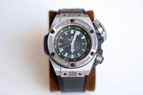 Replica Hublot Big Bang King Power Musee Oceanographique Monaco 731.NX.1190.RX SF Factory 1:1 Best Edition, 48MM, Titanium, Black Dial, Black Rubber Strap, SWISS HUB1401 Automatic Movement