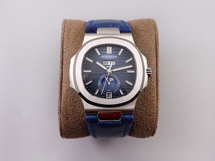 Replica Patek Philippe Nautilus Annual Calendar Moonphase 5726 GR Factory V2 SS Blue Dial Swiss 324
