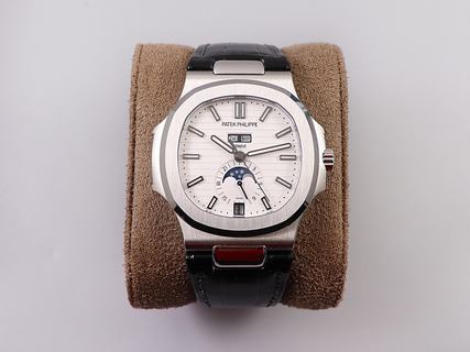 Replica Patek Philippe Nautilus Annual Calendar Moonphase 5726 GR Factory V2 SS White Dial Swiss 324