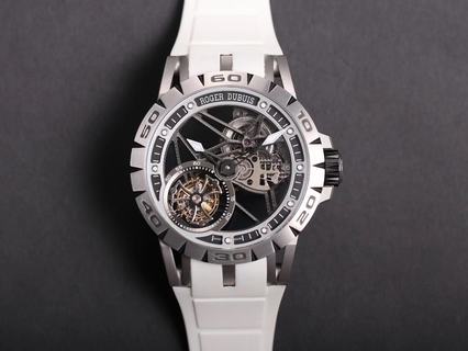 Replica Roger Dubuis Excalibur Spyder Skeleton Flying Tourbillon RDDBEX0479 SIHH2015 JB Factory 1:1 best edition,Titanium alloy Black Dial Swiss RD505