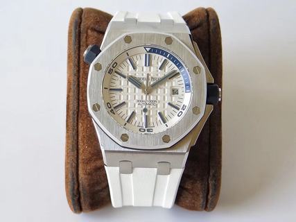 Replica Audemars Piguet Royal Oak Offshore Diver 15710ST.OO.A010CA.01 JF Factory V3 SS White Dial Swiss 3120