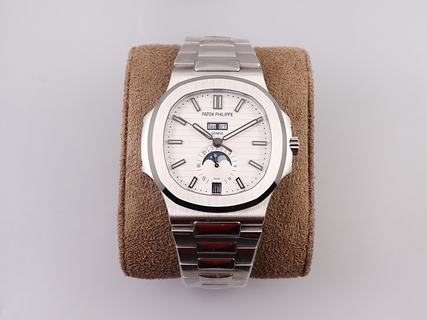 Replica Patek Philippe Nautilus Annual Calendar Moonphase 5726 GR Factory V2 SS White Dial Swiss 324